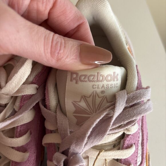 Reebok Women's Classic Leather Bone/Pea Glow/Ashen Lilac Sneakers 100075291 sz 6 - Picture 6 of 11